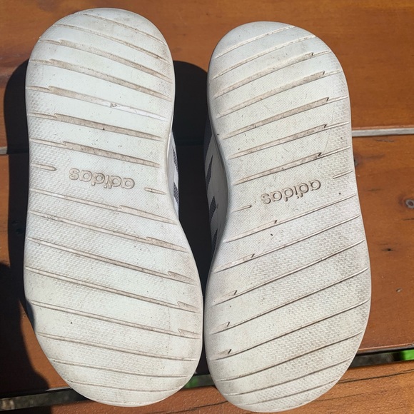 Adidas Slip-on Toddler Runners Sz 9 - Picture 2 of 3